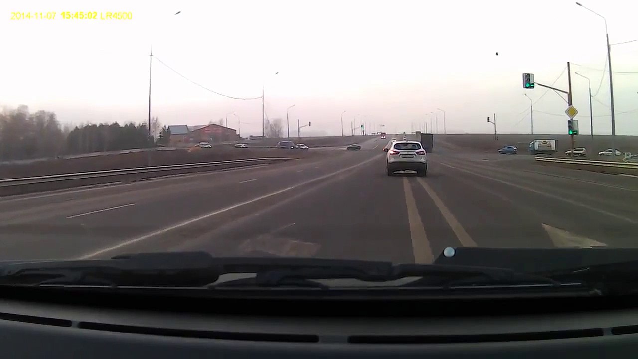 Пешеход-счастливчик родился в рубашке