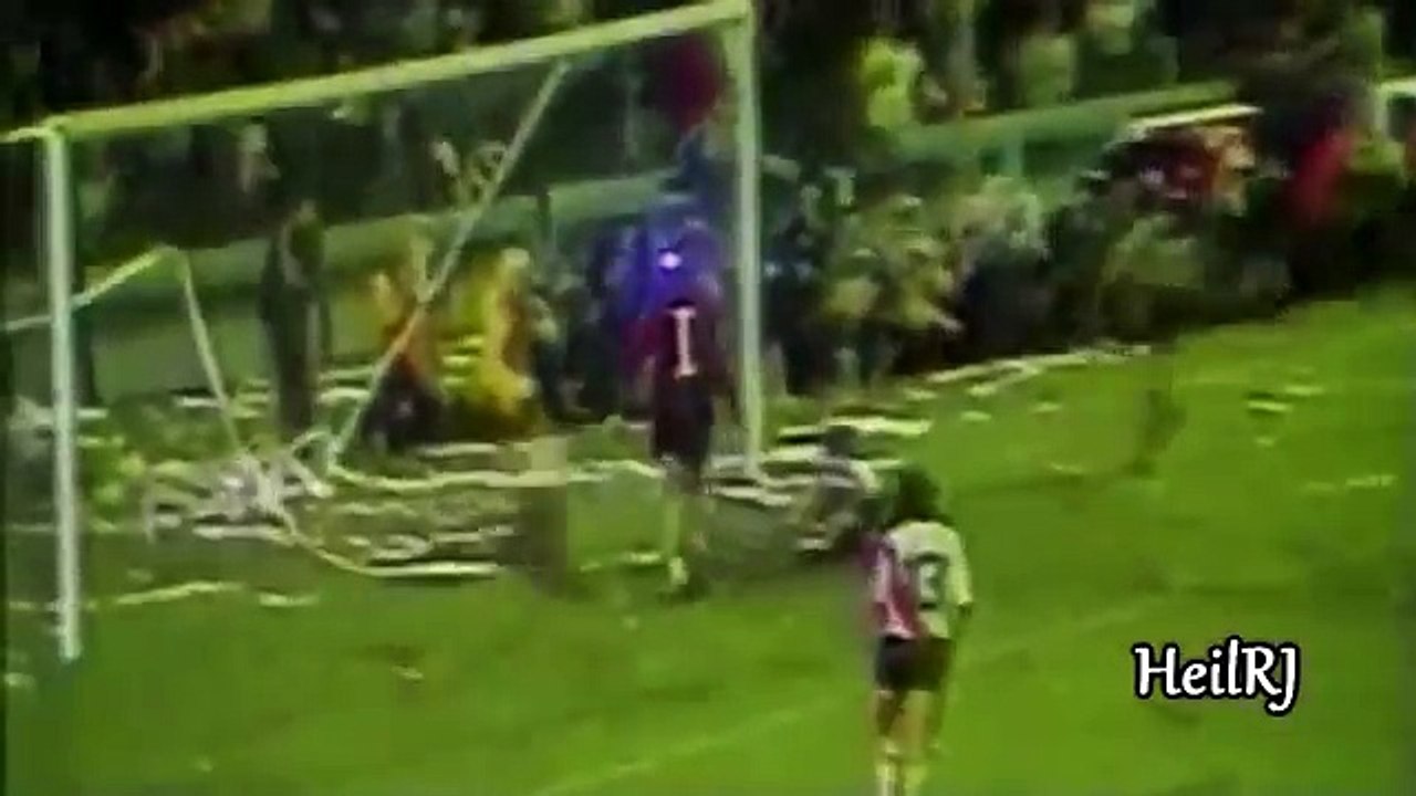 Messi ● Ronaldinho ● Maradona ● Ronaldo ● Who Is The Best Dribbler Ever