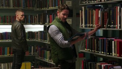 Once Upon A Time 4x08 - Robin calls Regina