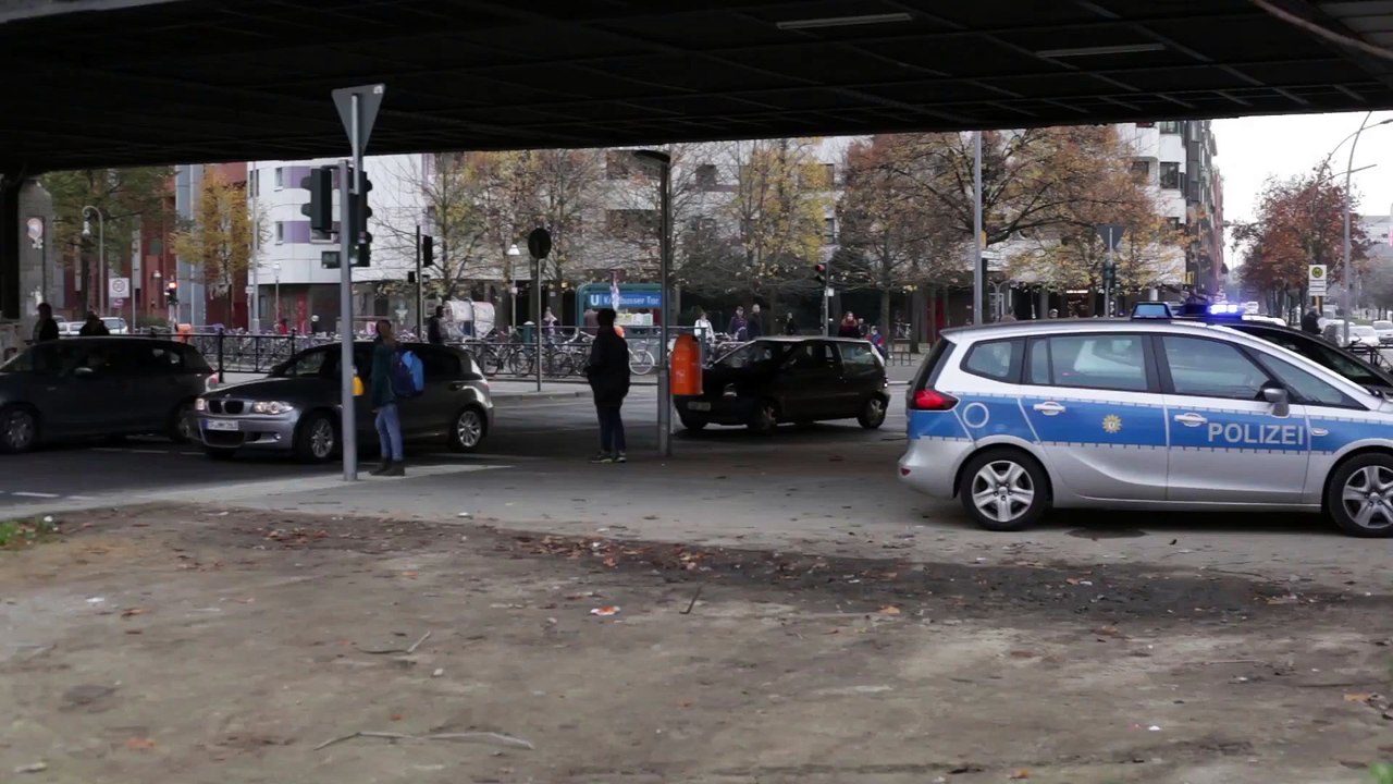 Killa Hakan - Killa Sıkar (OFFICIAL MUSIC VIDEO 2014) #KillaSıkar