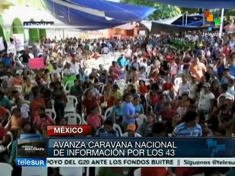México: Ayutla se solidariza con padres de normalistas desaparecidos
