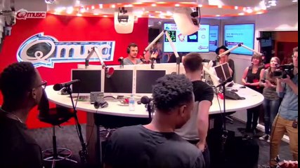 Olly Murs singing Rude on QMusic