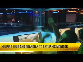 Helping Zeus and Guardian to setup his monitor (RUS) @ IGROMIR 2014