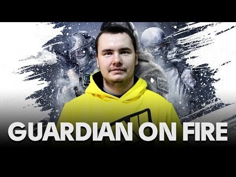 Guardian trainning AWP with bots // Гвардиан разыгрывается с ботами