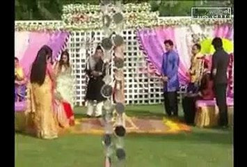 Daily Hot Videos D1Qubool Hai - Aahil & Sanam's Closeness at Haya and Rahat's Wedding ROMANTIC Sequence ! BY m1 new video vines FULL HD
