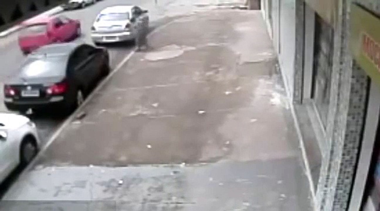 Bicycle Robbery Doesn't Go As Planned