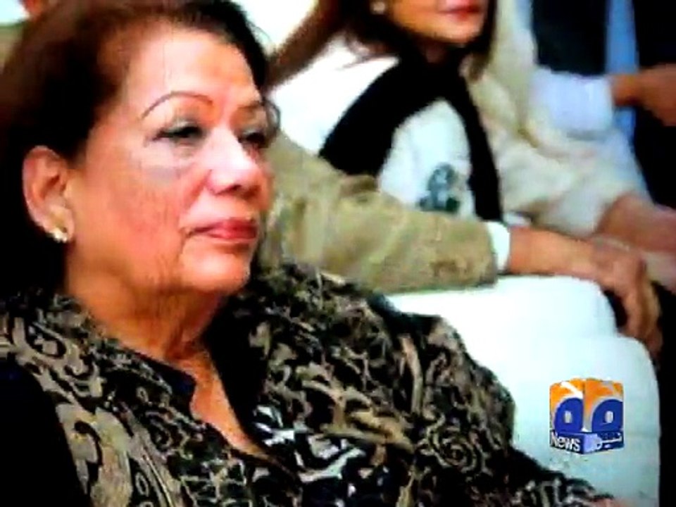 Imran Khan Is Enticing Violence In Youth: Sharjeel Memon-Geo Reports-18 Nov 2014