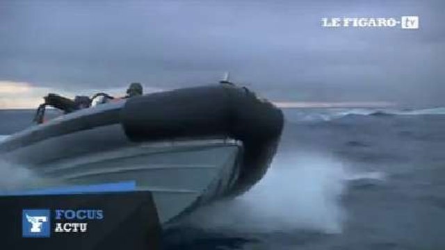 Des activistes de Greenpeace malmenés par les autorités espagnoles