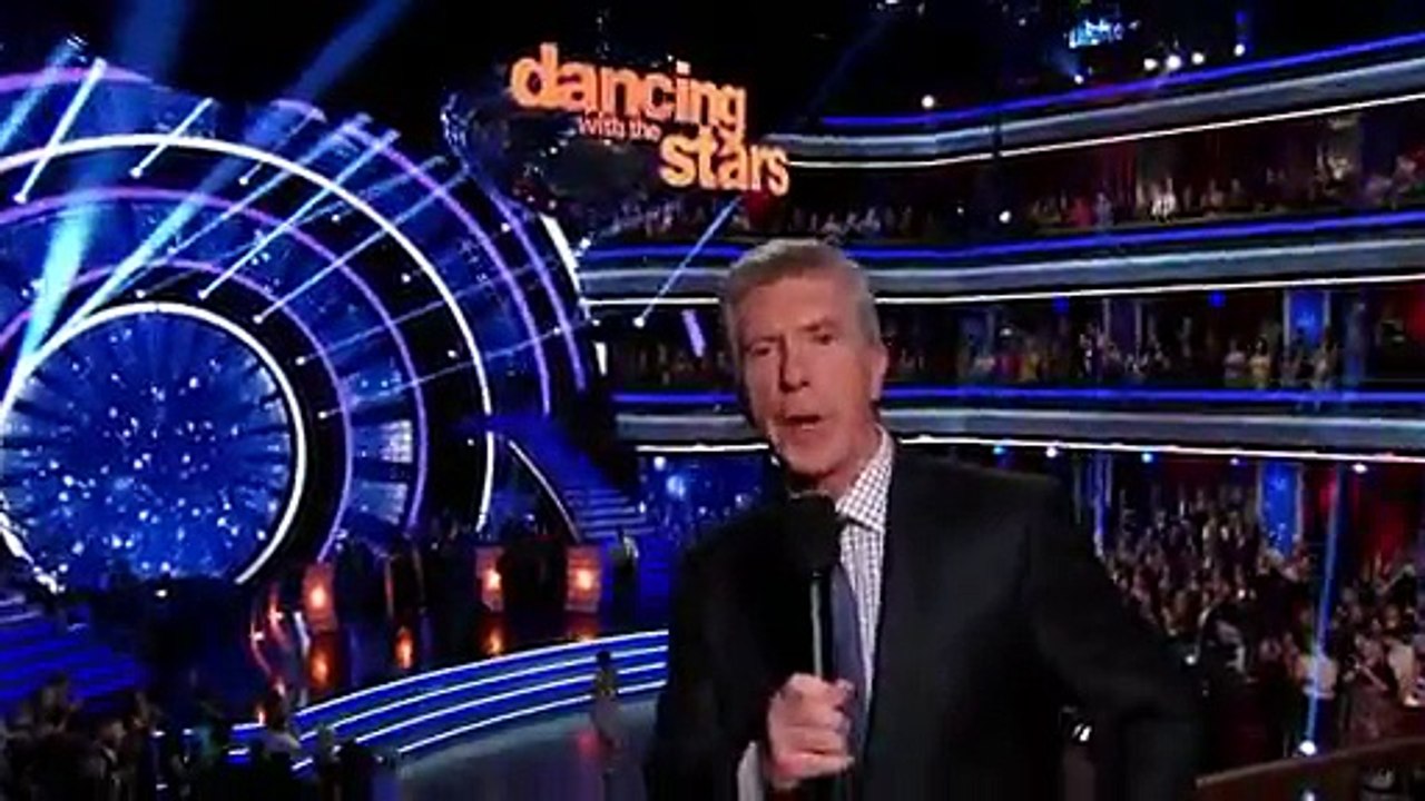 Janel Parrish & Valentin Chmerkovskiy - Argentine Tango