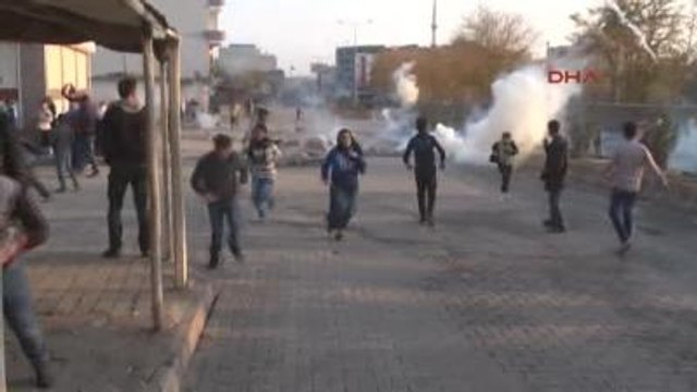 Cizre'de Yürüyüş Söylentisi Kepenk Kapattırdı, Olaylar Çıktı 2