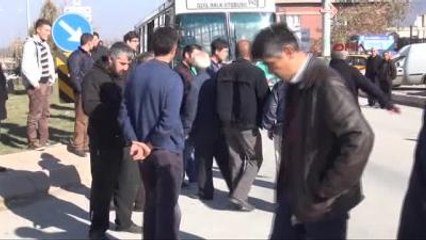 Kayseri Mahallelinin Yol ve Alt Yapı İsyanı Bizi Öteki Eylemcilerle Karıştırmayın