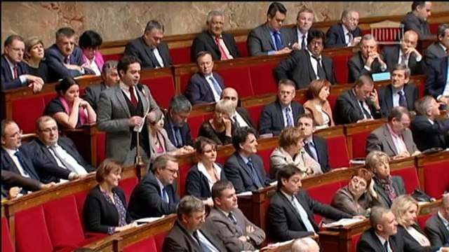 Macron veut trouver une solution pour supprimer les retraites chapeaux