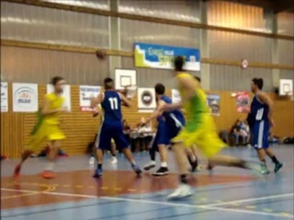 Crest-Saillans Vs Pierrelatte : 15/11/2014