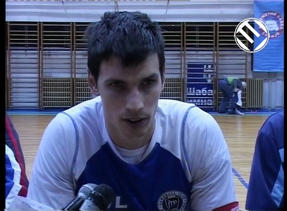 Pogled sa tribina 17 11