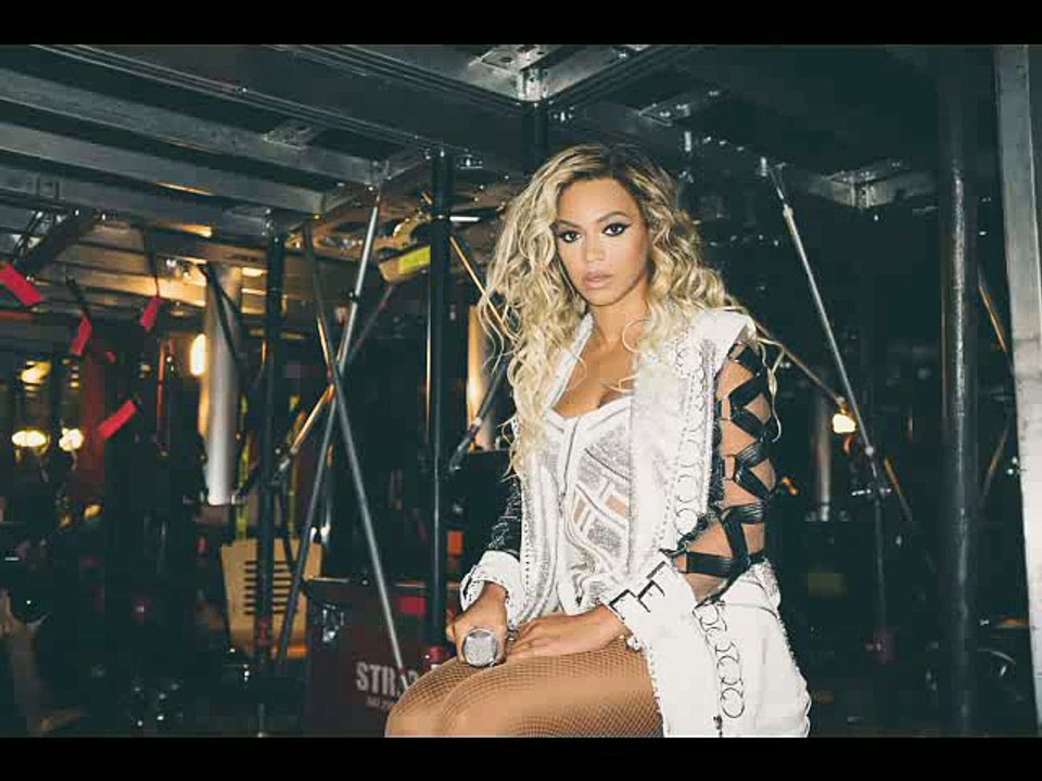 Beyonce & Andre 3000 - Back To Black Karaoke