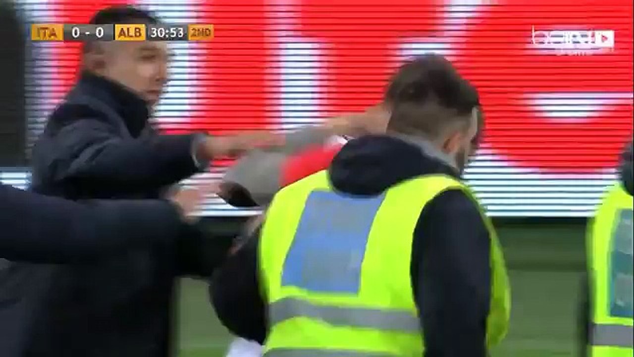 Albania plantea caos público en los estadios europeos de nuevo