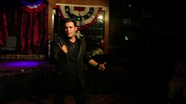 Franz Goovaerts sings 'Suspicious Minds' Elvis Week 2014 video