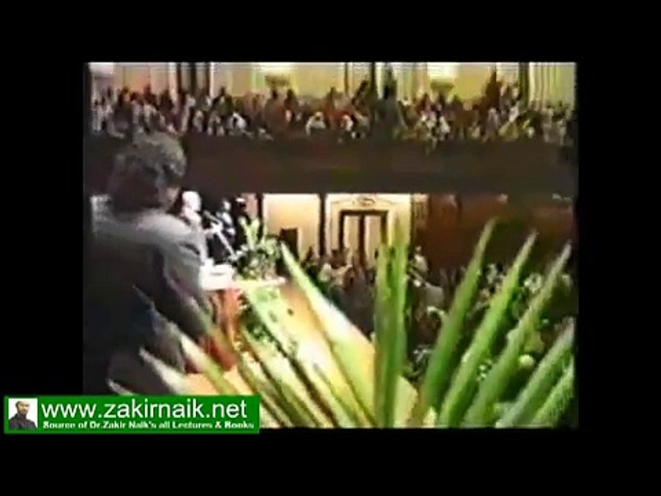 Sheikh Ahmad Deedat answer shocked a girl - www.zakirnaik.net