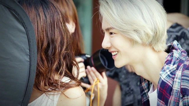 UNIQ(유니크) - Falling in Love (English Ver.) M/V