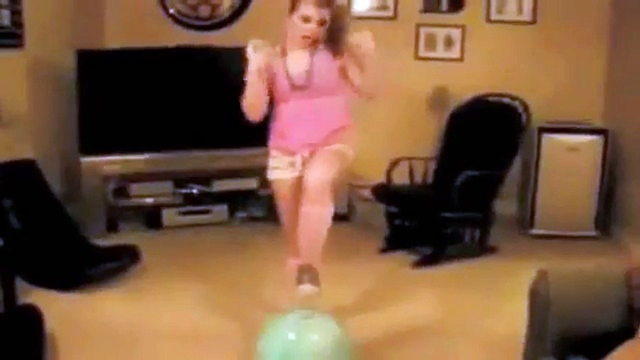 funny girl dancing fall down