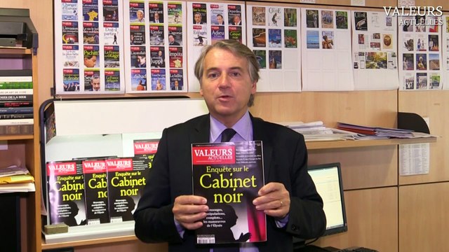 Mensonges, manipulations, complots : enquête sur le cabinet noir de l'Élysée