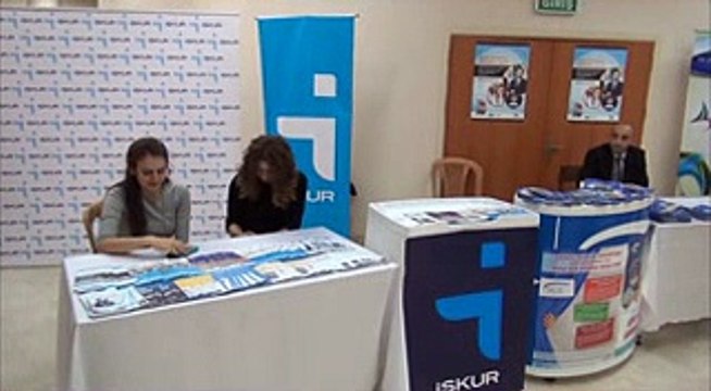 UŞAKLILAR VAKFI AKM'DE KONFERANS DÜZENLEDİ