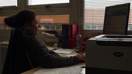 Pôle Emploi, ne quittez pas ! (2014) - Teaser