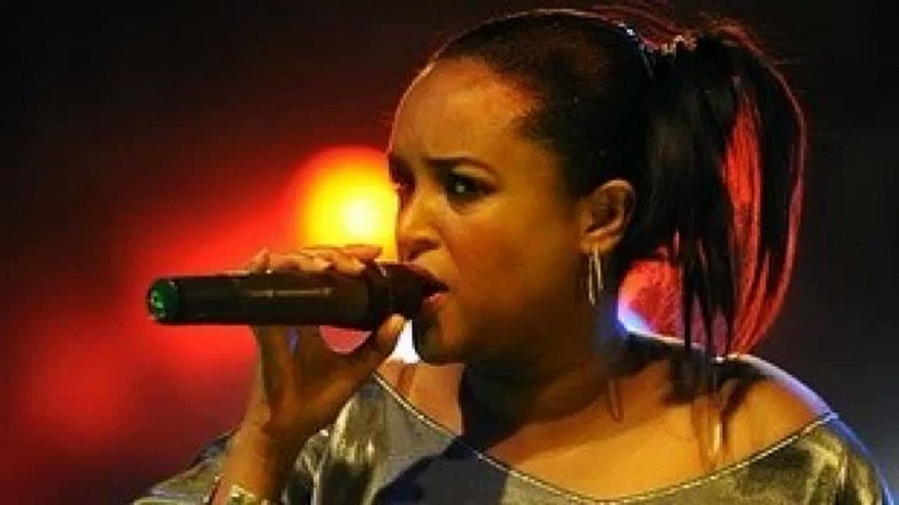 Interview with Singer Tsedenia Gebremarkos - SBS Amharic