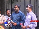 Gandhigiri and roses against leisure trip for VMC councillors after seminar in Kerala - Tv9