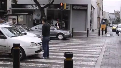 El defensor del peatón mexicano