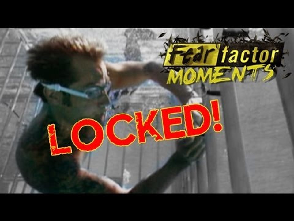 Fear Factor Moments | Underwater Cage Escape