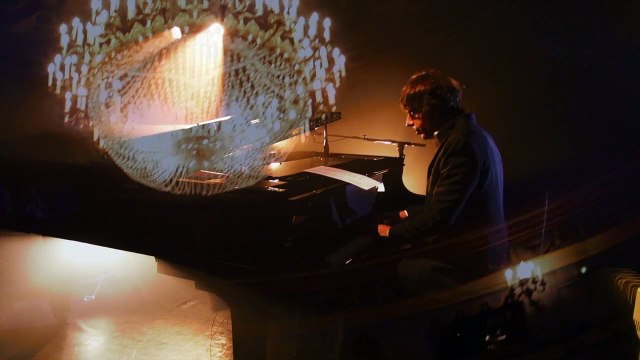 Thomas Fersen Sketch en vers