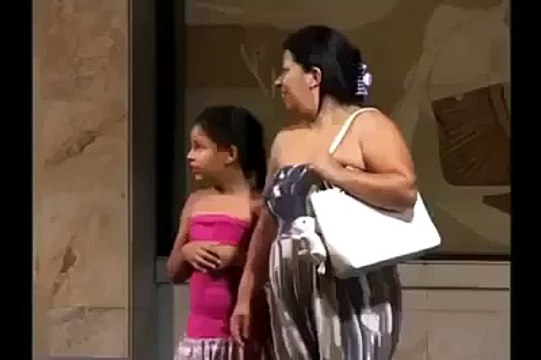 Horror Thing Must Watch If U Want I Upload Your Favorite Videos Please Send Me The Song Name I Will Upload Soon as Soon Possible Thanks My Mobile Number Is 0321-7422089