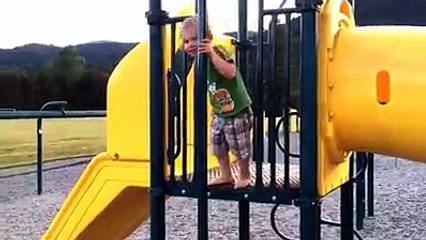 funny baby videos,funny naught babies video clips.