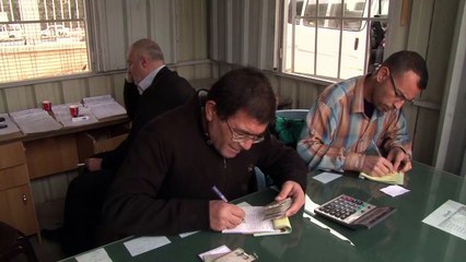 عشر ساعات من الخوف على الطريق في حلب