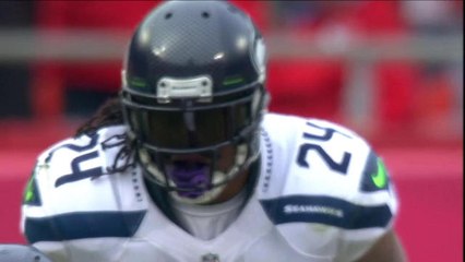 NFL NOW: Marshawn Lynch helps out a fan