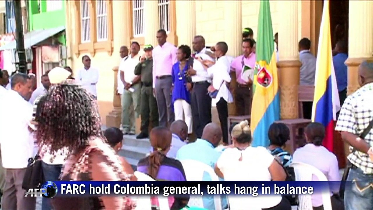 FARC holding Colombia general, talks hang in balance
