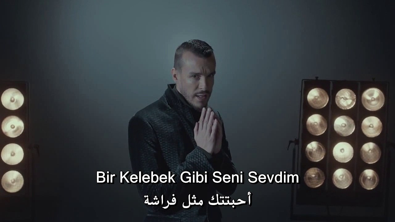 Cem Adrian - Sana Sarılınca (مترجمة للعربية) HD