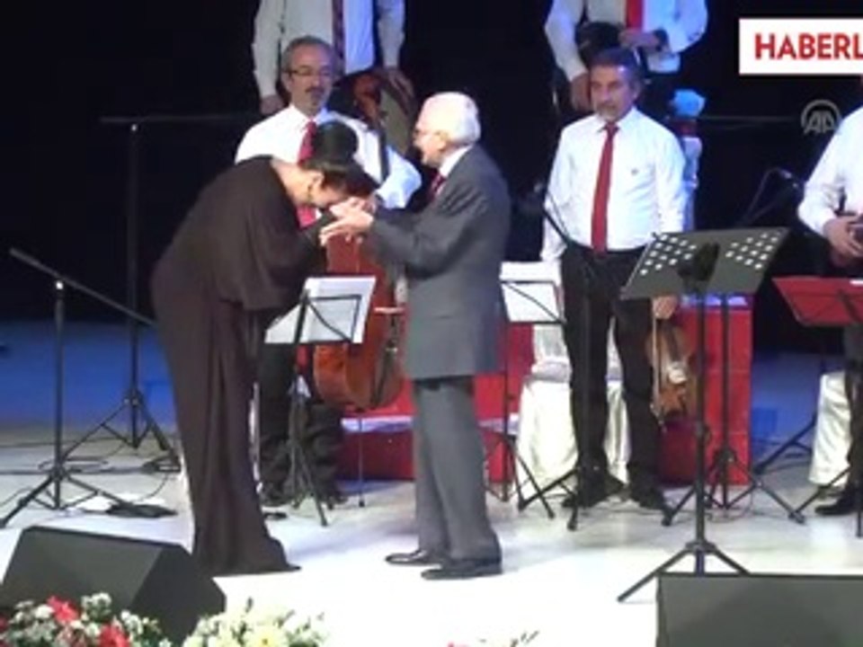 Melihat Gülses Konser Verdi