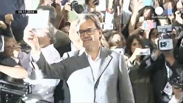 Ισπανία: Διώξεις για το άτυπο δημοψήφισμα στην Καταλονία