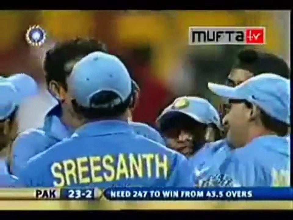 Shahid Afridi vs Irfan Pathan