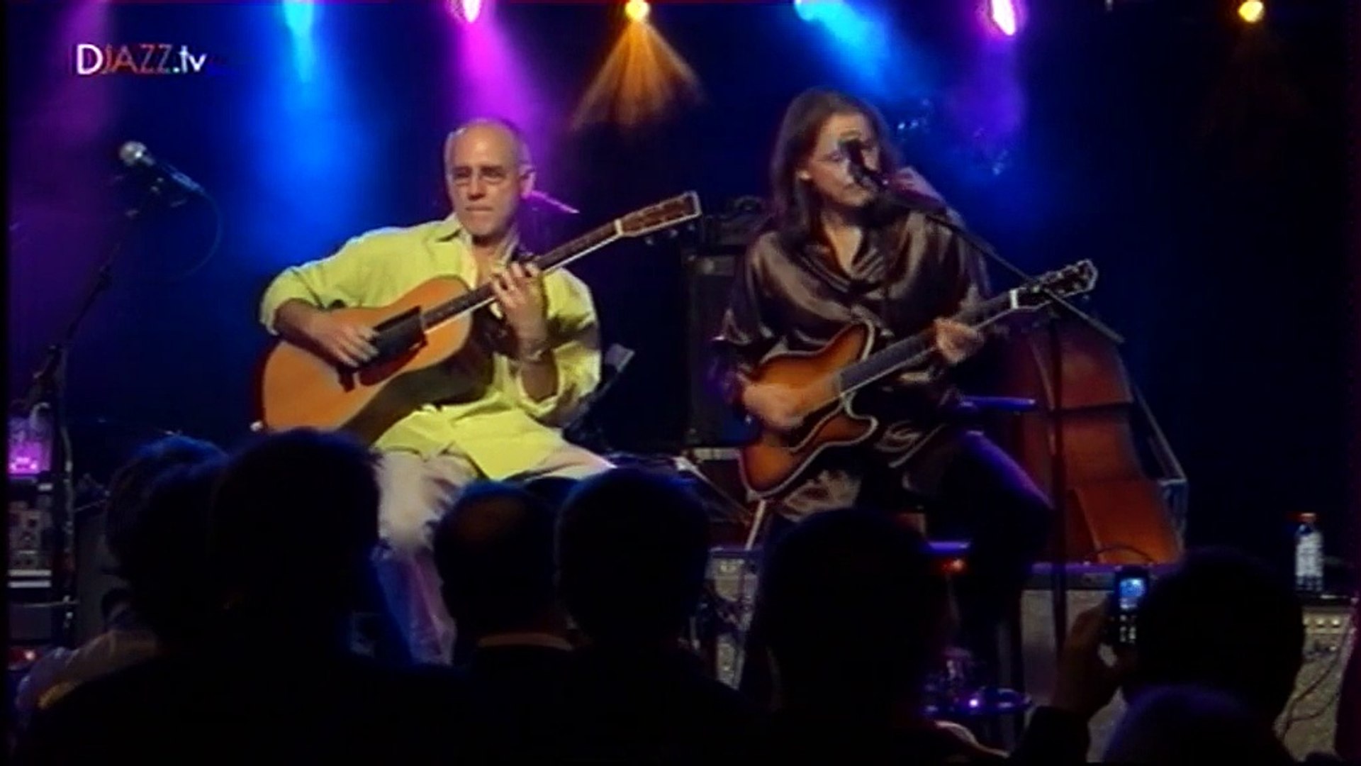 ⁣Larry Carlton & Robben Ford - Unplugged
