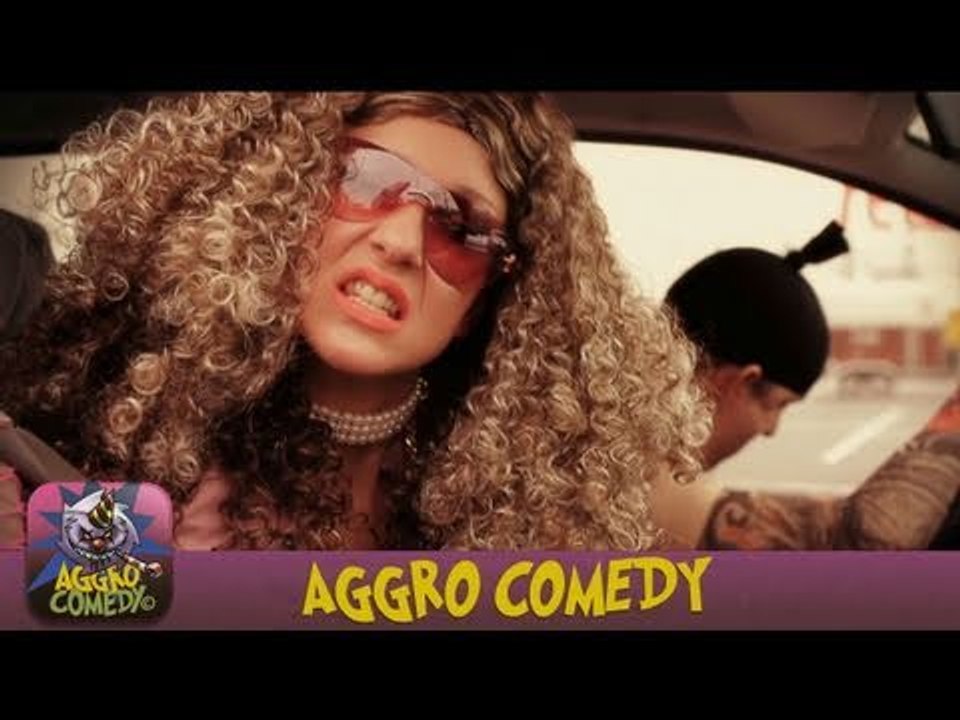 AGGRO COMEDY - 06 - BITCH DELUXE FEAT. FIFTY SVEN - PUSSYSWAG (OFFICIAL HD VERSION AGGROTV)