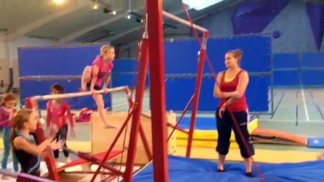 Océane - Les premières sorties salto aux Barres