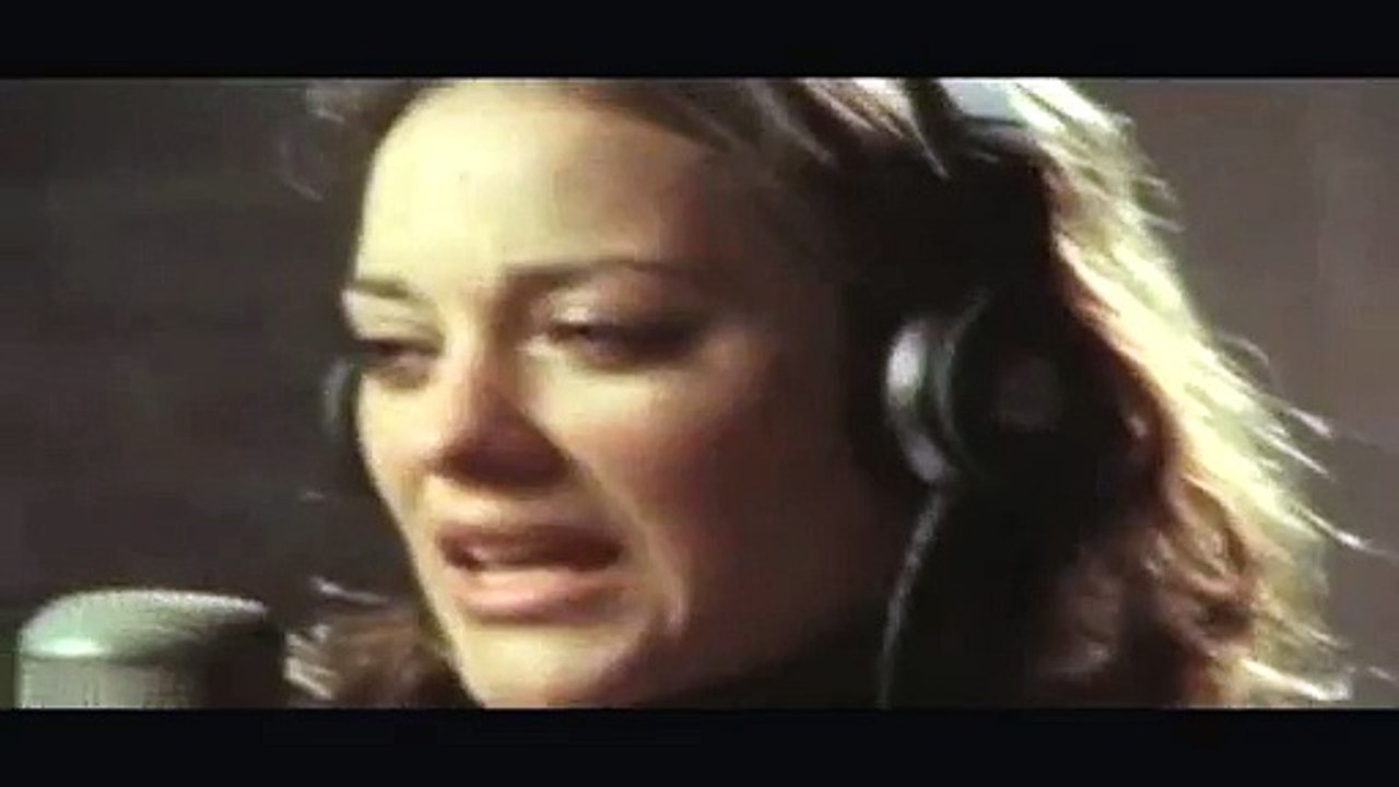 Quand Marion pousse la chansonnette...