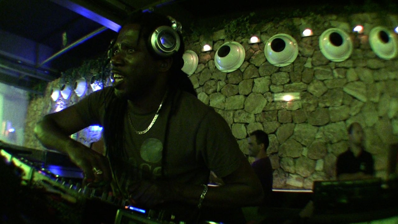 Jonathan Ulysses @ Mondays Calling, Space (Ibiza)