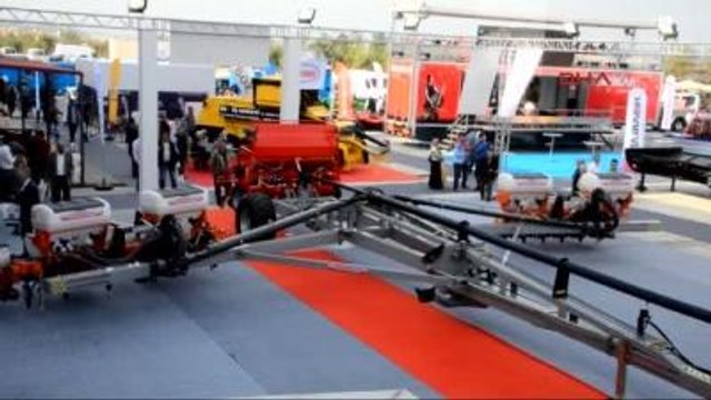 Adana Türk Şirketi 500 Dekarı Bir Günde Eken Makine Üretti