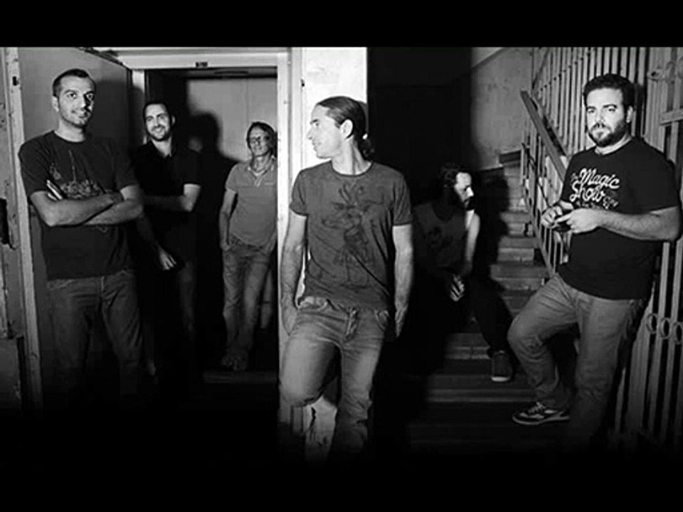 בית הבובות - ניהול העיזבון קריוקי