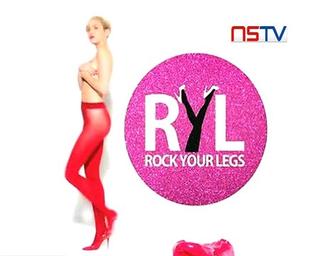 Miley Cyrus strips off again as she dances...‏