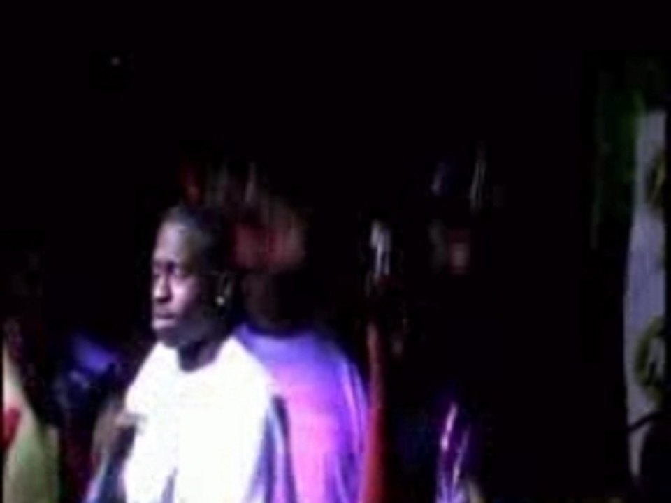 Chamill.ft.p.wall-in.luv.wit.my.$.live